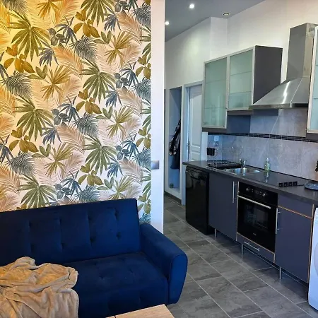 Apartment Proche De La Gare Narbonne