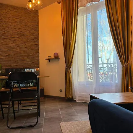 Cocon Boheme Proche Gare Апартаменты Нарбонна