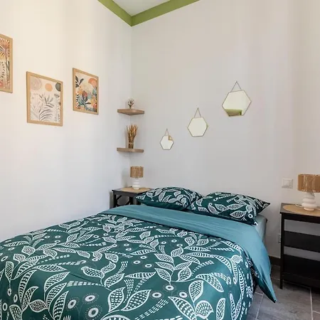 Апартаменты Cocon Boheme Proche Gare Нарбонна